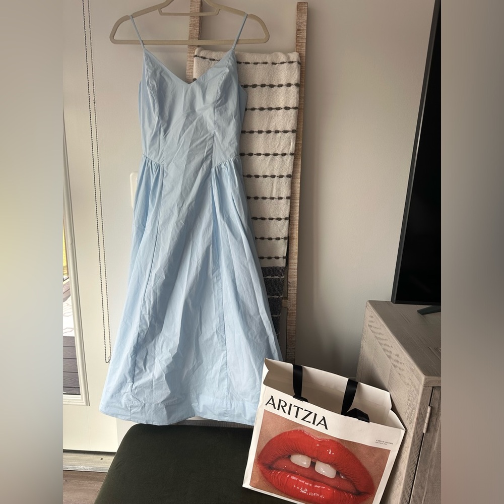 Aritzia Dress ❌SOLD❌